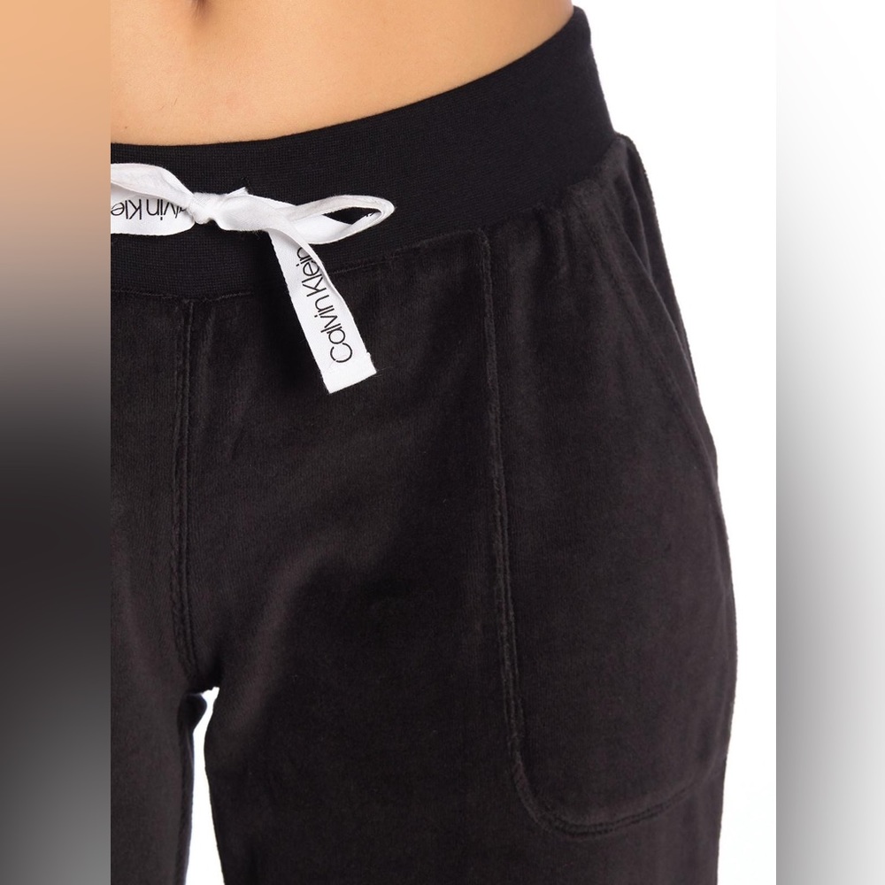 Calvin Klein Set - Picture 2 of 11